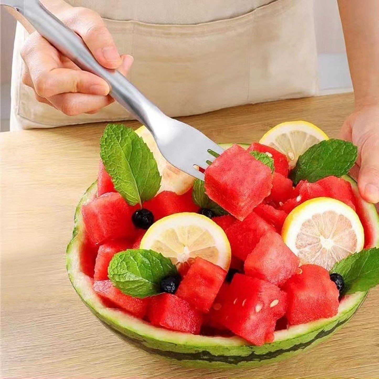 2-in-1 Stainless Steel Fruit Cutter